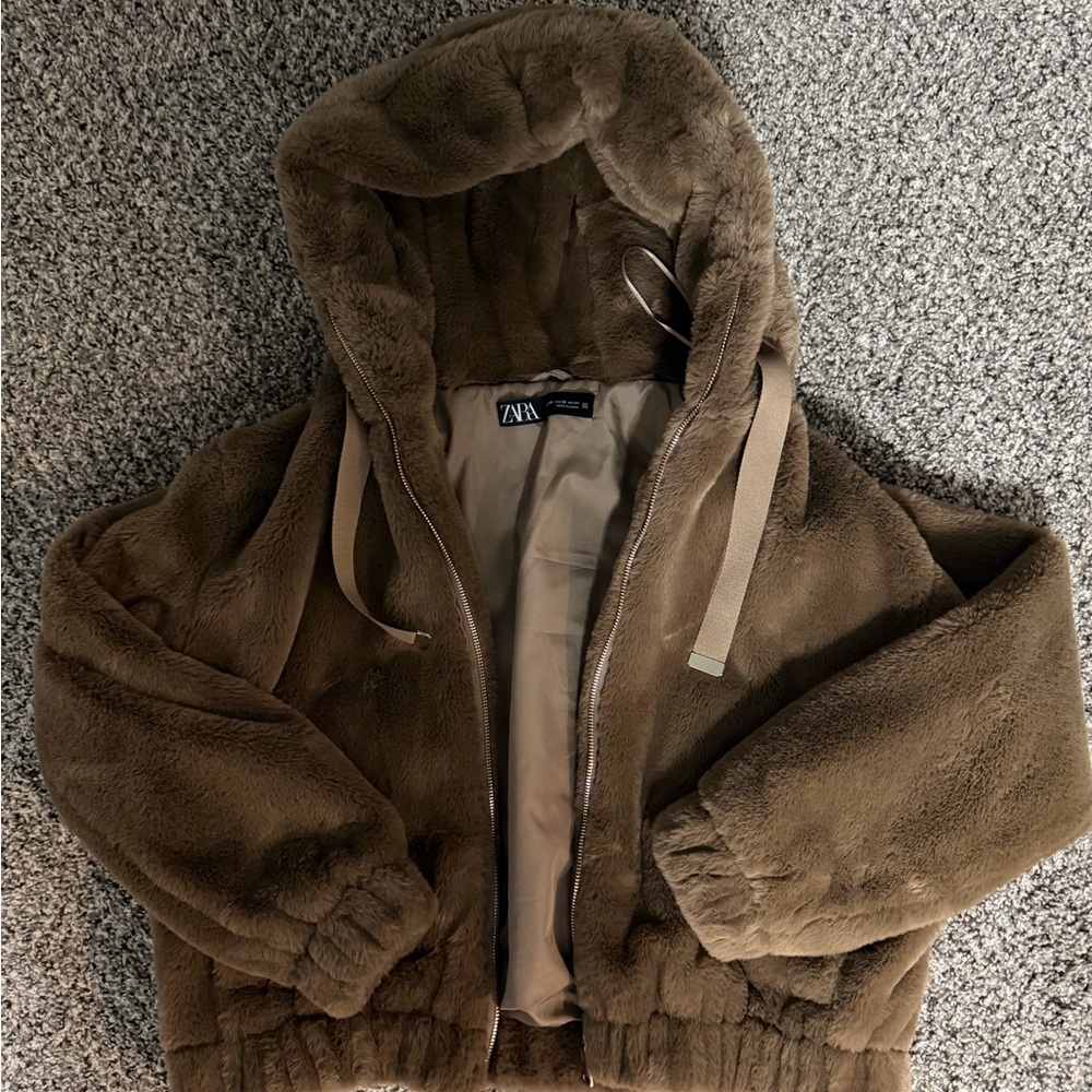 Zara women’s Cozy Brown Faux Fur Puffer Sz XS